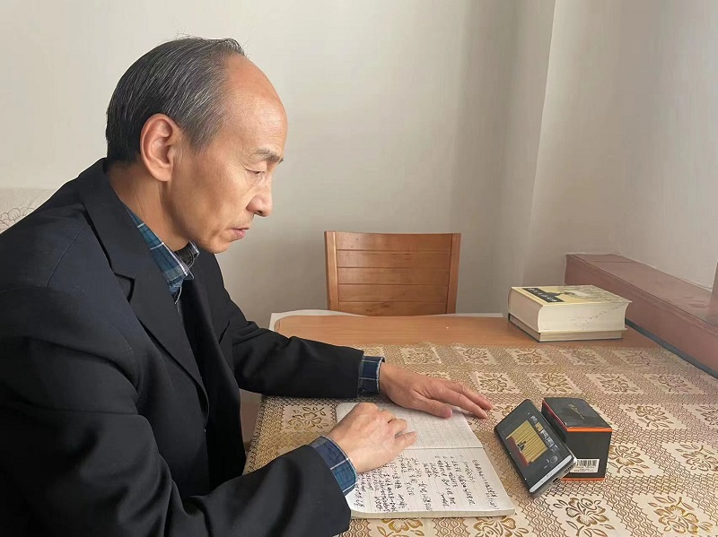 勞務(wù)公司黨支部書記 王多斌.jpg